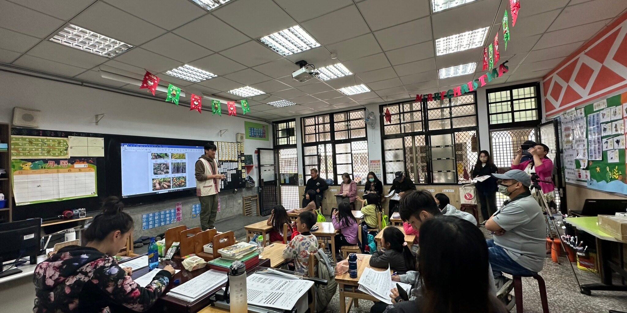 440383451_905499561374284_4387984106085142348_n